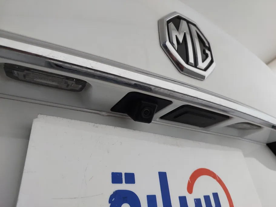 ام جي 5 COM 2022 