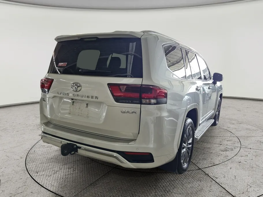 تويوتا لاندكروزر GXR3 2024 