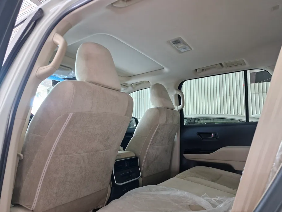 تويوتا لاندكروزر GXR3 2024 