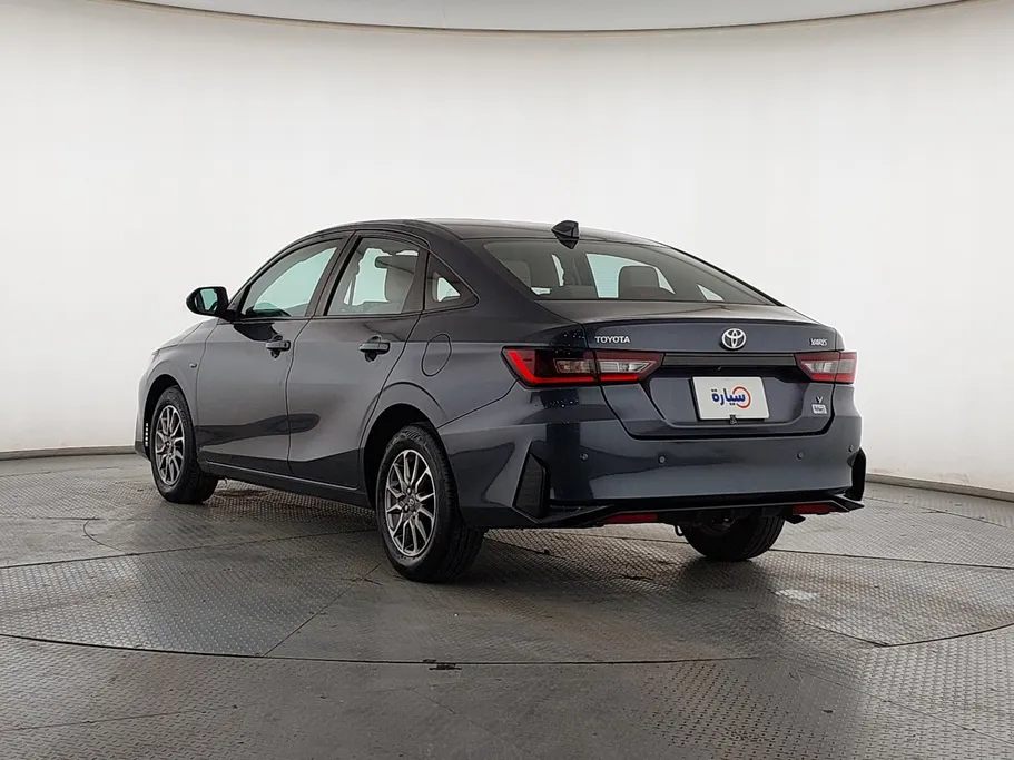 2023 Toyota Yaris  Y 