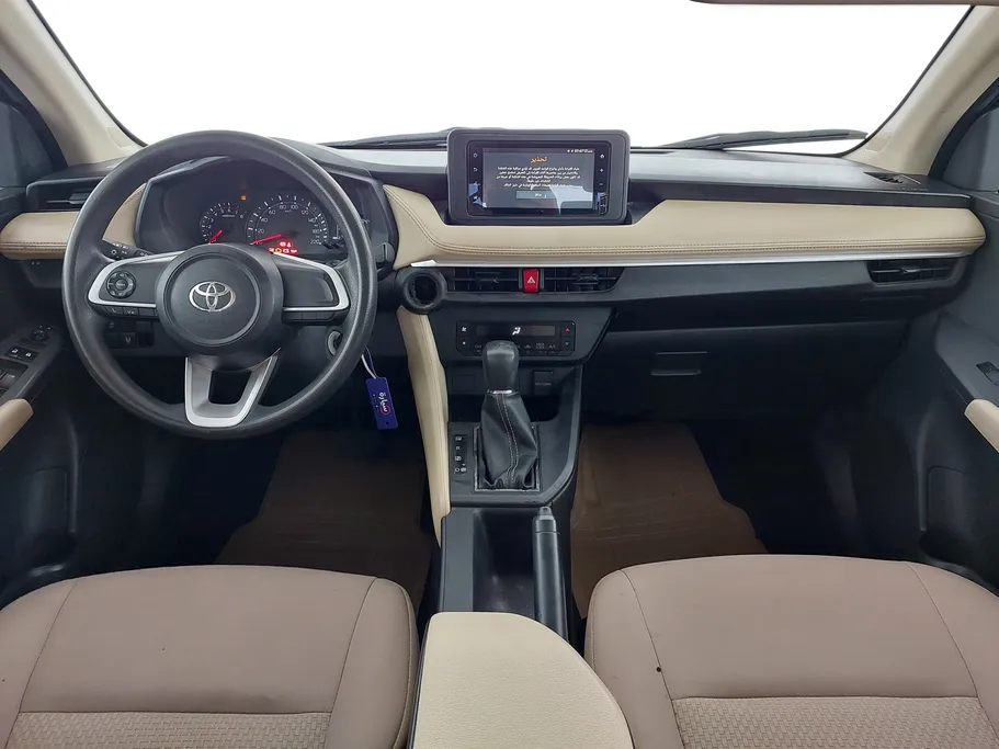 2023 Toyota Yaris  Y 