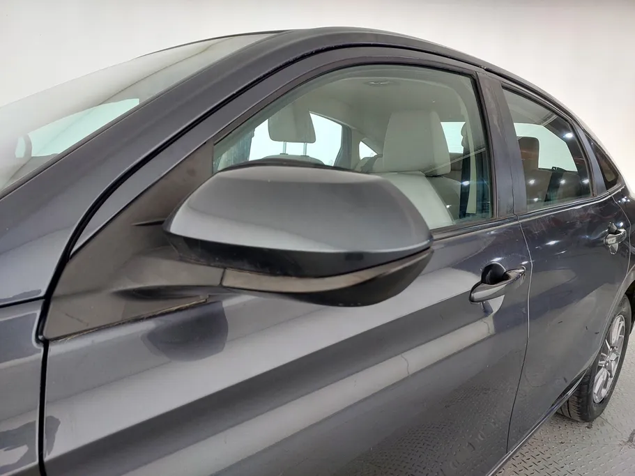 2023 Toyota Yaris  Y 