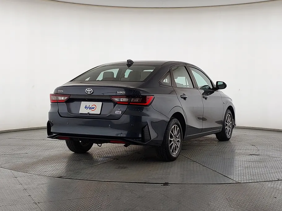 2023 Toyota Yaris  Y 