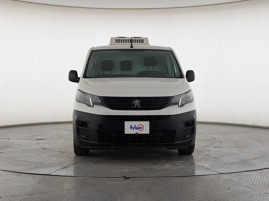 2022 Peugeot Partner Short van 