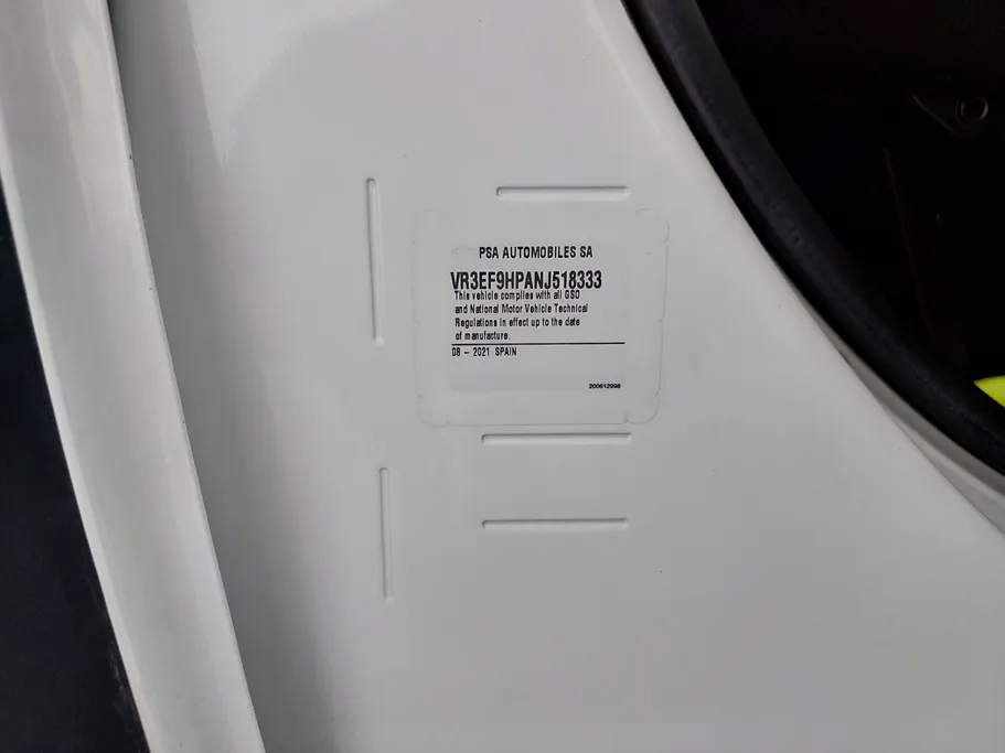 2022 Peugeot Partner Short van 