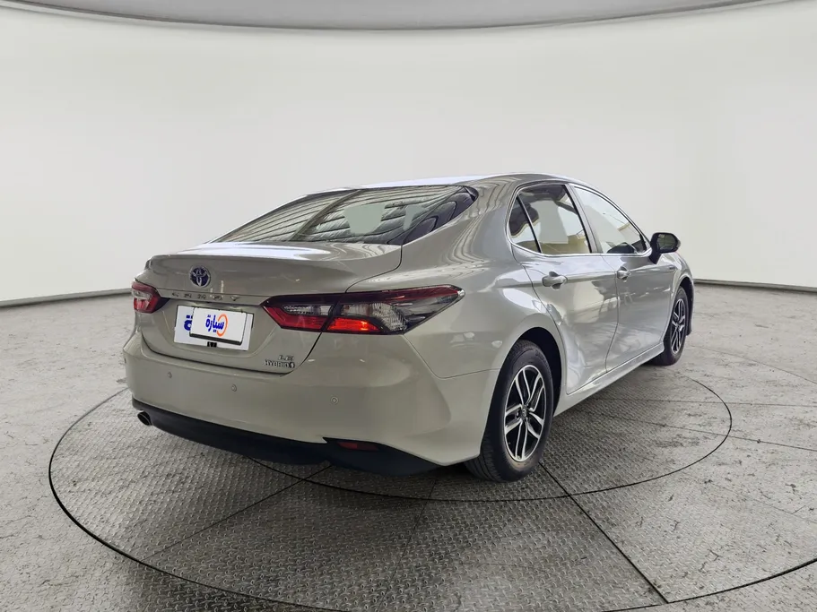 2024 Toyota Camry  LE HEV 