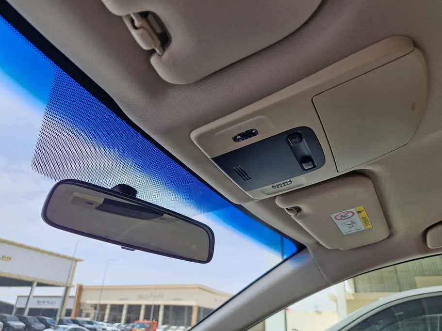 2024 Toyota Camry  LE HEV 