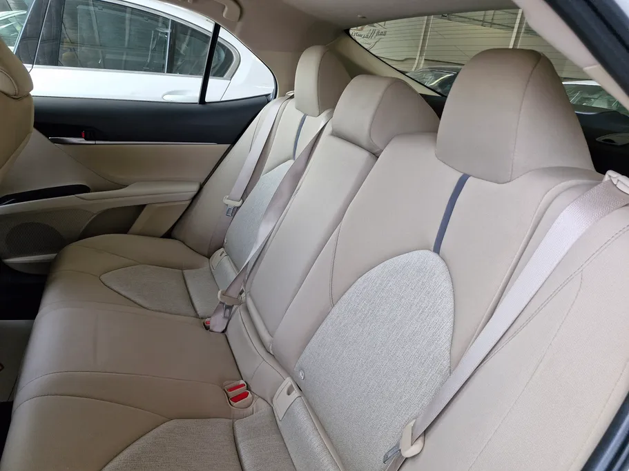 2024 Toyota Camry  LE HEV 