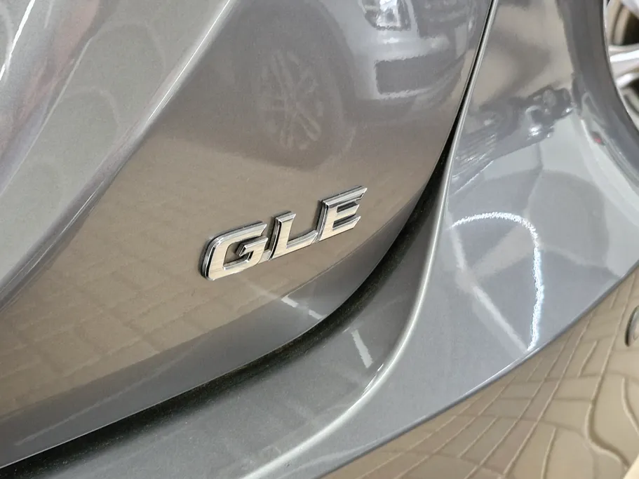 تويوتا كامري GLE 2024 