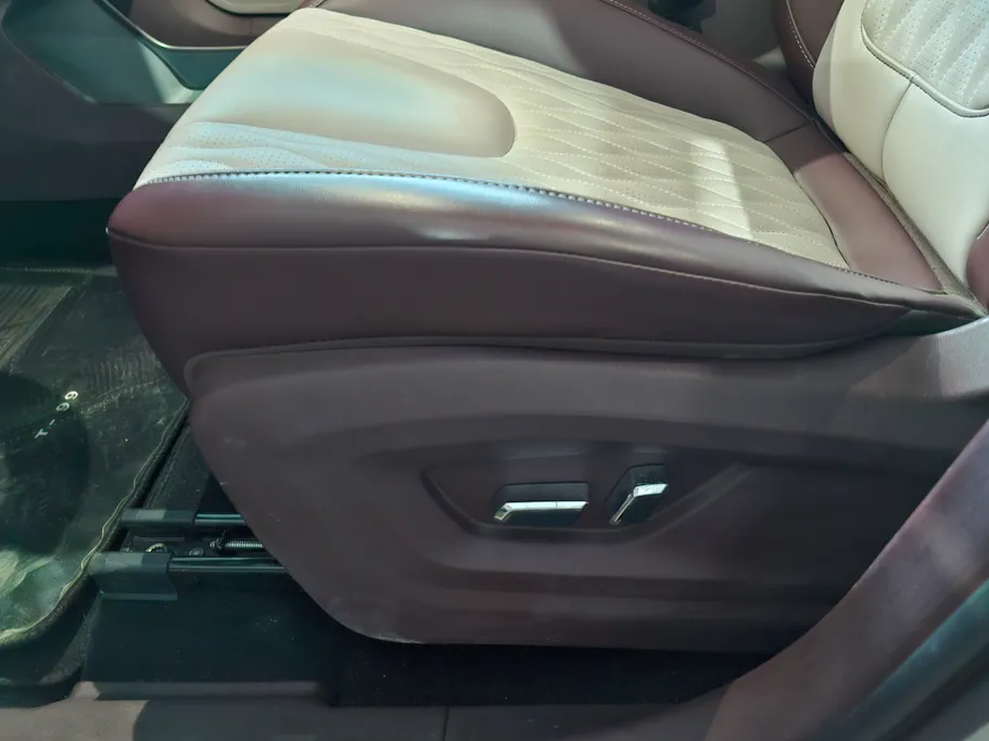 2025 FAW Bestune T90 Premium 