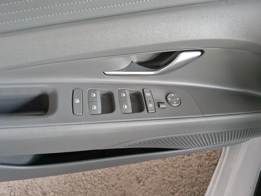 2022 Hyundai Elantra Fleet 