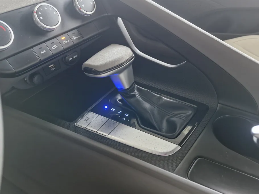 2022 Hyundai Elantra Fleet 