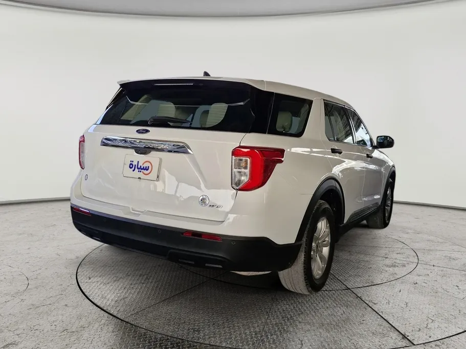 2021 Ford Explorer Standard 