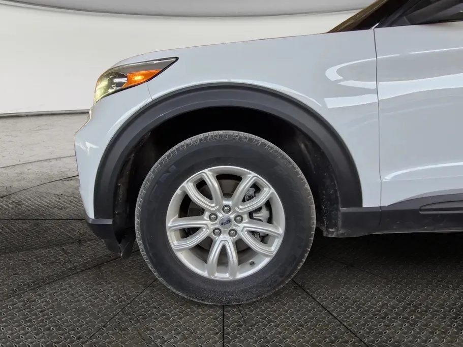 2021 Ford Explorer Standard 