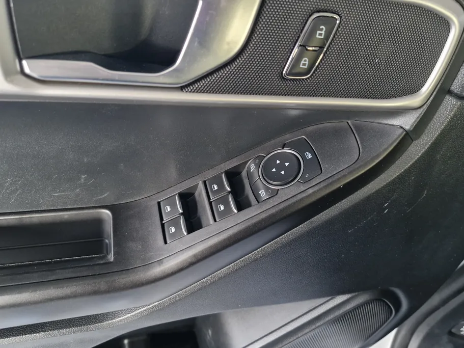 2021 Ford Explorer Standard 