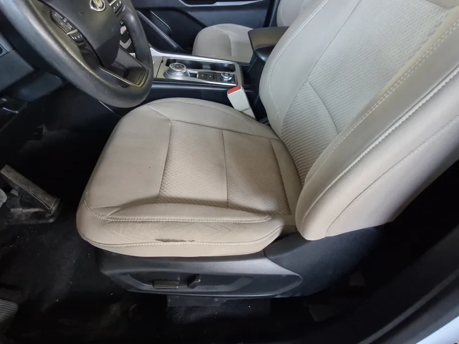 2021 Ford Explorer Standard 