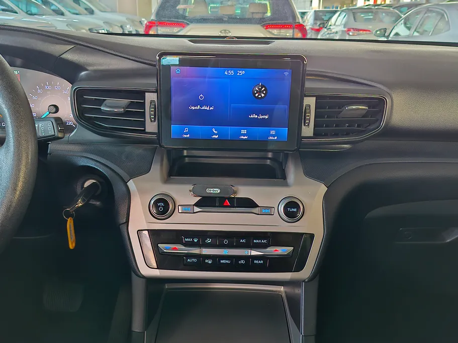 2021 Ford Explorer Standard 