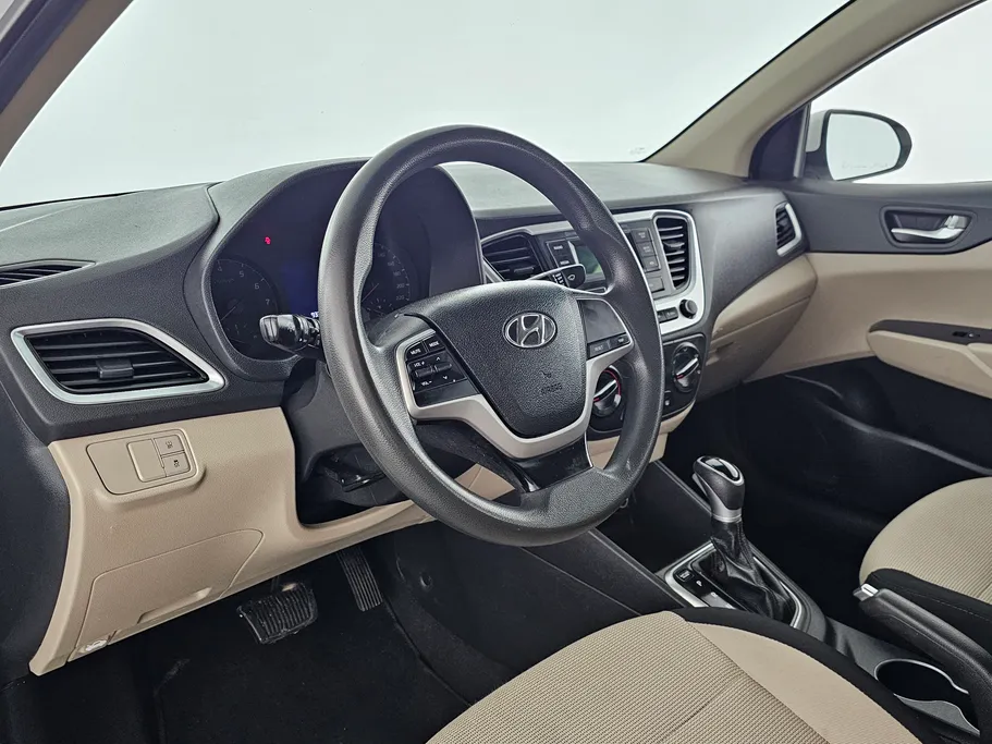 هيونداي اكسنت سمارت 2023 