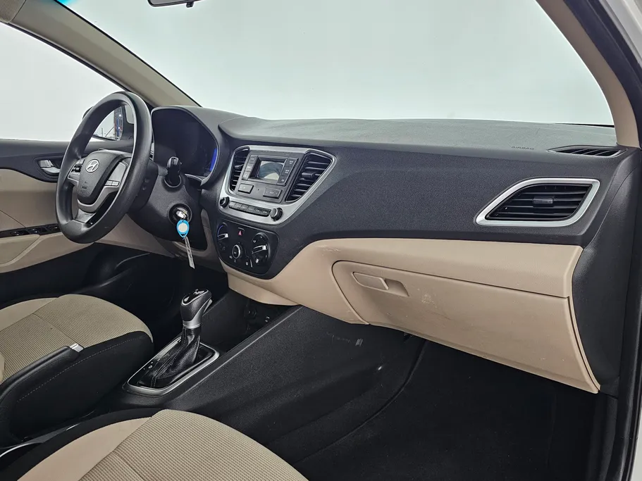 هيونداي اكسنت سمارت 2023 