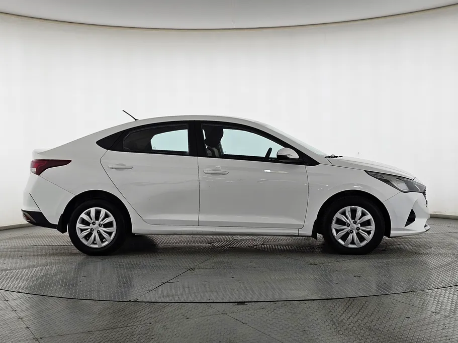 هيونداي اكسنت سمارت 2023 