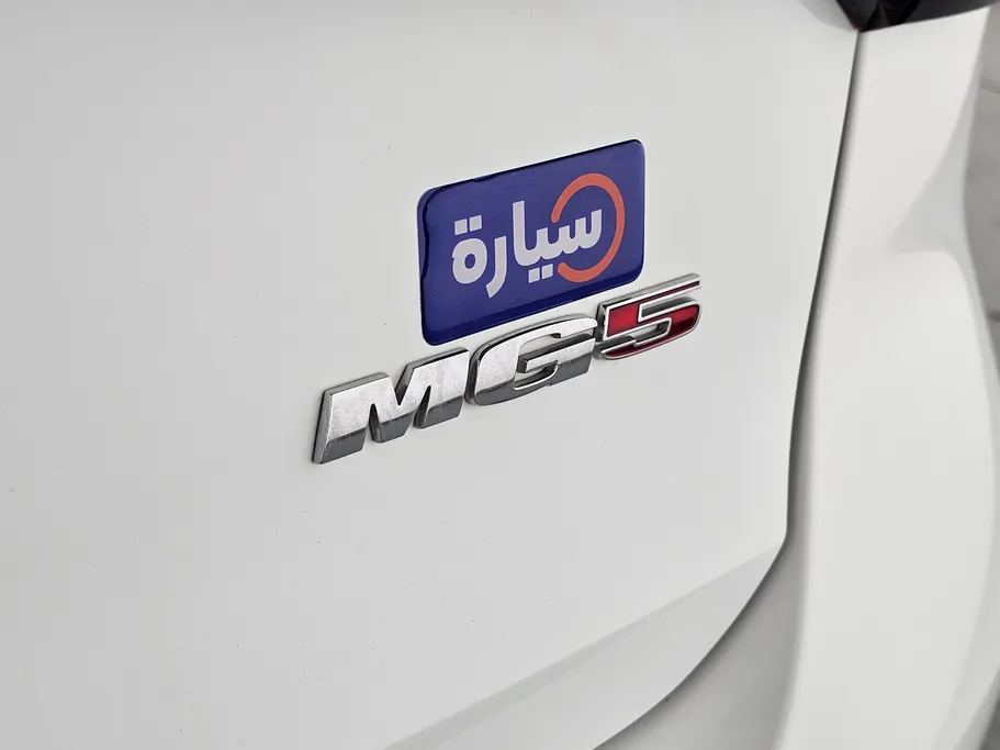 2023 MG 5 STD 