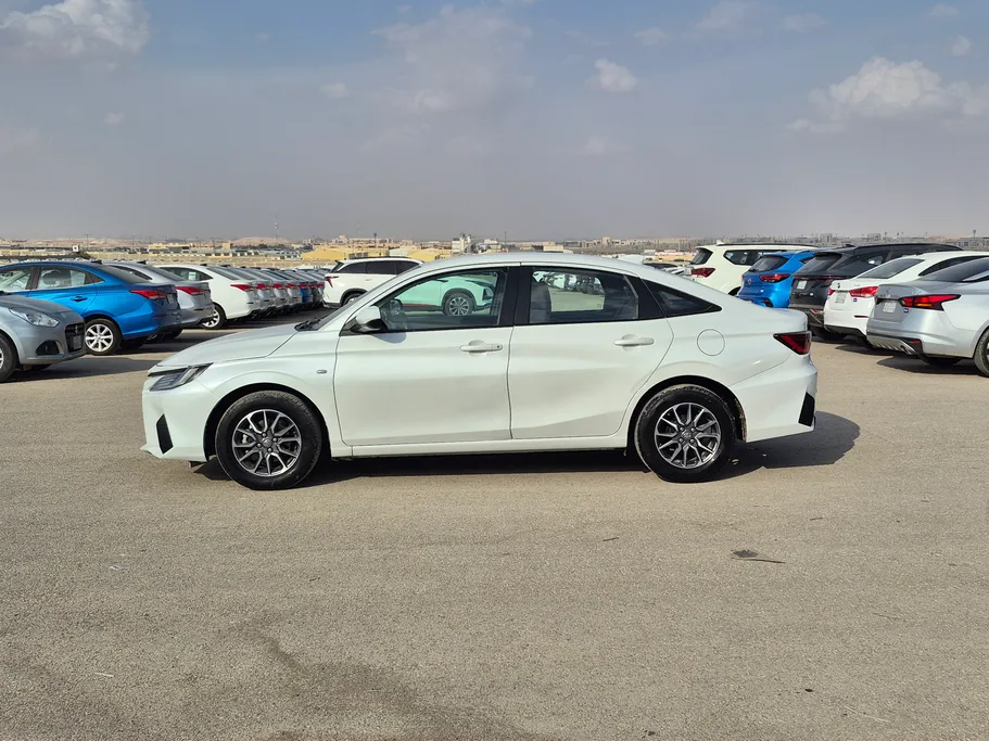 تويوتا يارس Y 2023 