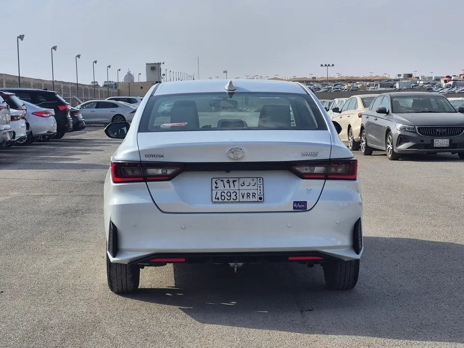 تويوتا يارس Y 2023 