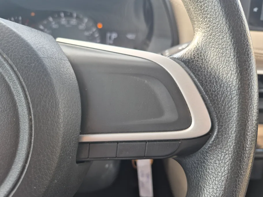 تويوتا يارس Y 2023 