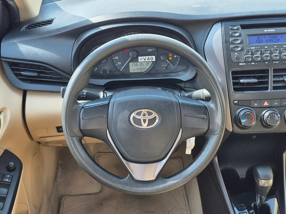 تويوتا يارس Y 2021 