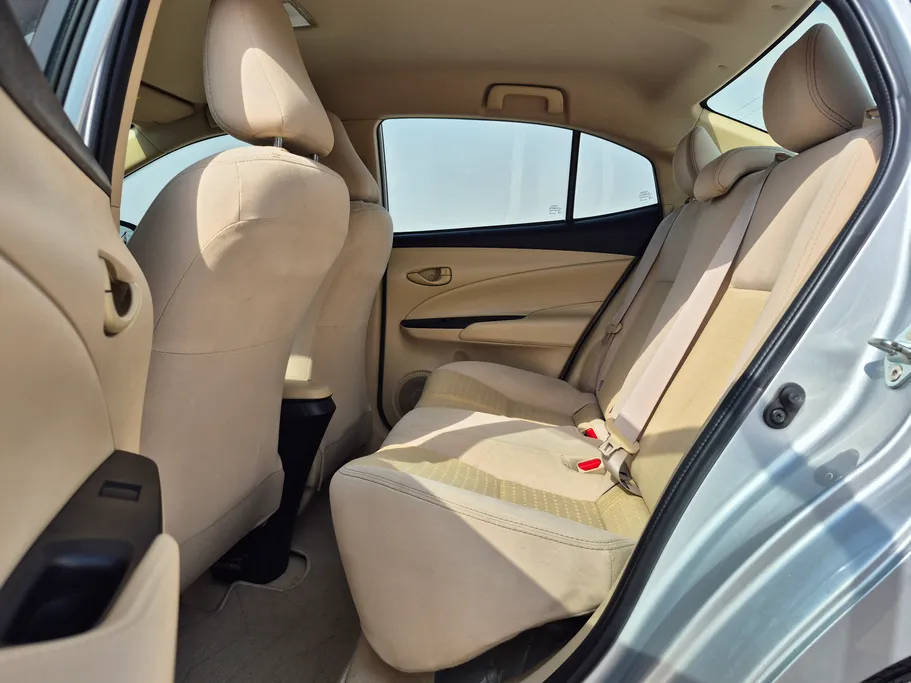 تويوتا يارس Y 2021 