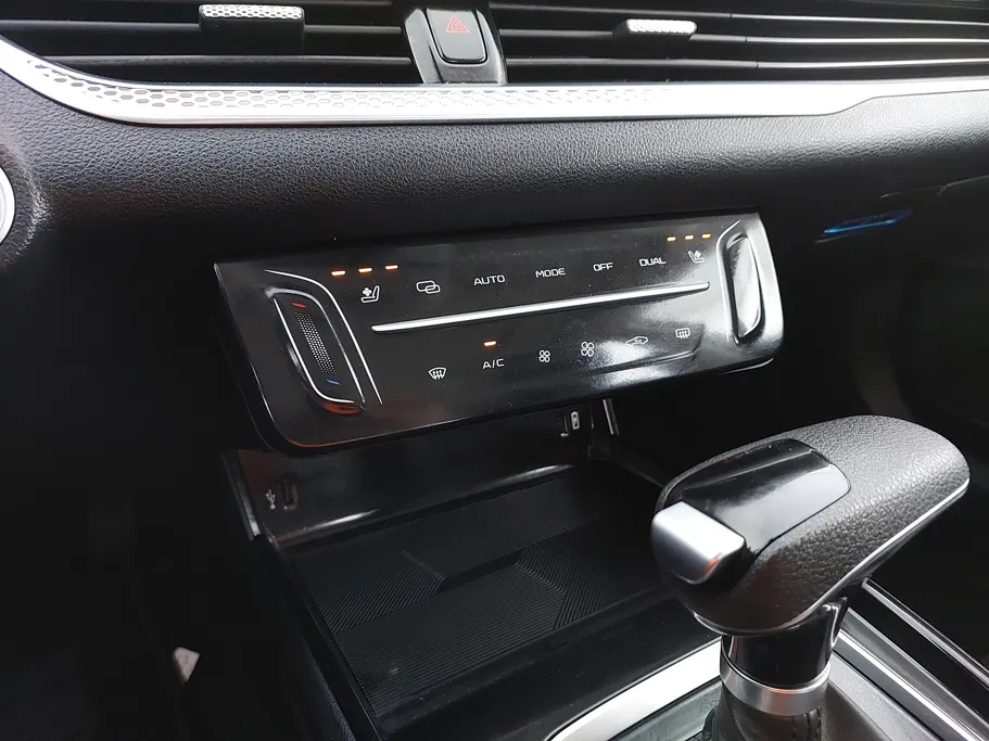 فاو بيستون بي 70 بريميوم 2023 