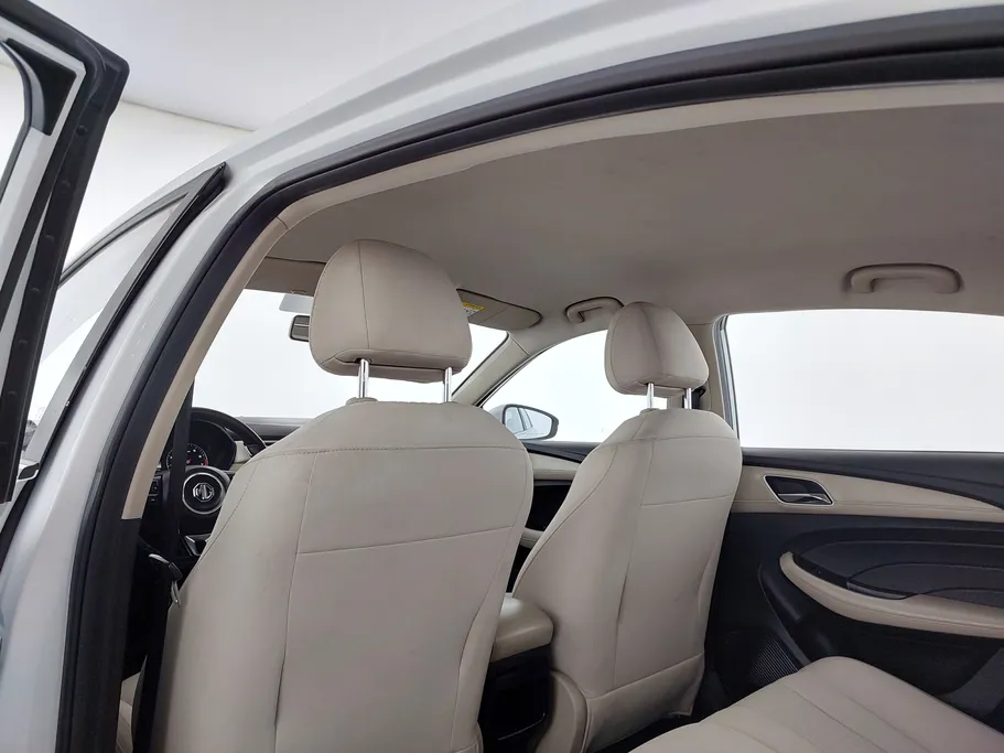 ام جي 5 COM 2022 