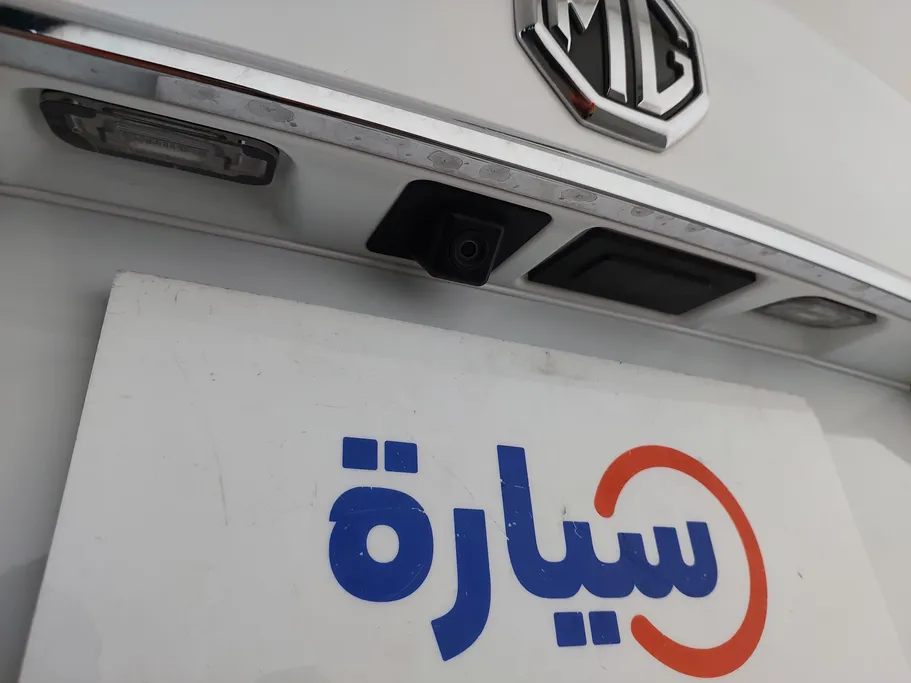 ام جي 5 COM 2022 