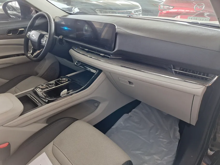 فورد تريتوري تيتانيوم 2023 