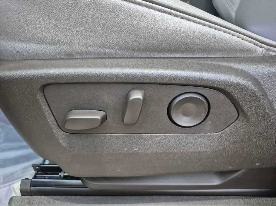 جي إم سي  يوكن اليفيشن 2025 