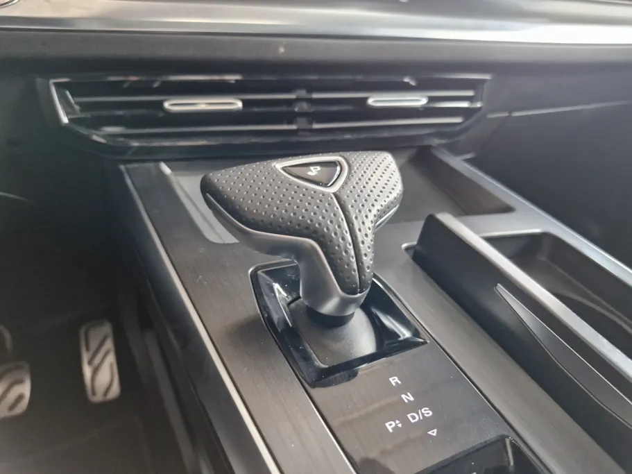 ام جي ويل كمفورت 2024 