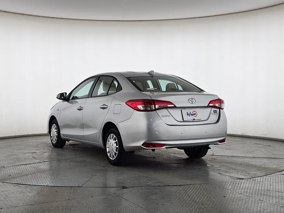 تويوتا يارس Y 2022 