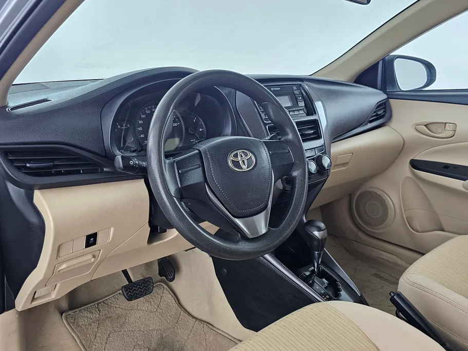 تويوتا يارس Y 2022 