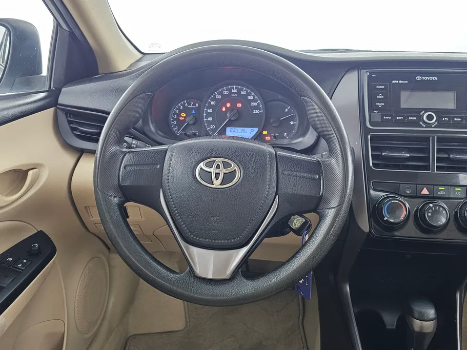 تويوتا يارس Y 2022 