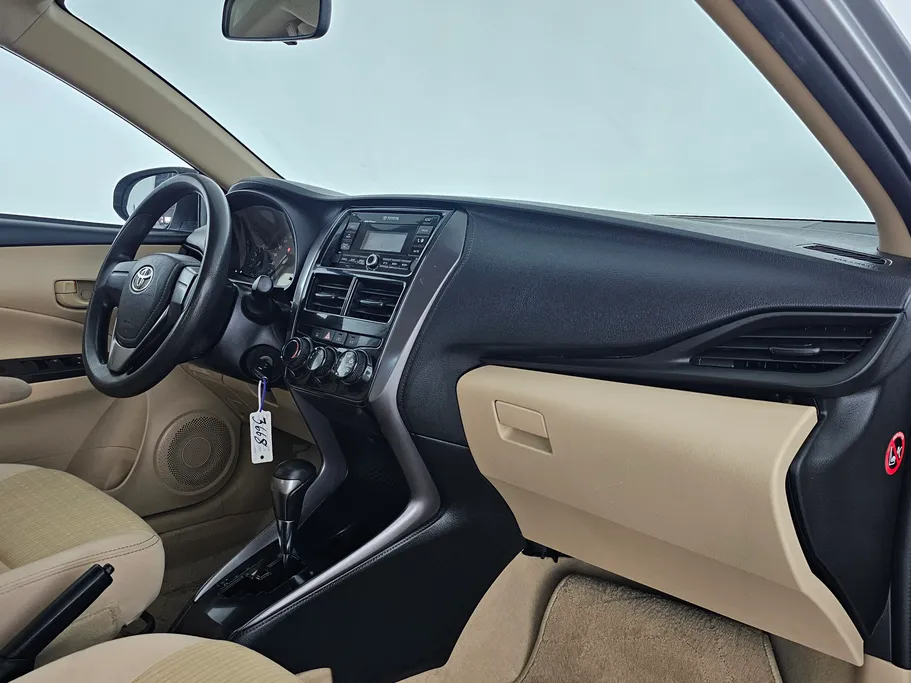 تويوتا يارس Y 2022 