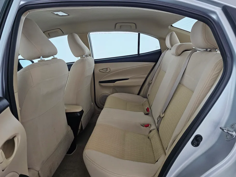 تويوتا يارس Y 2022 