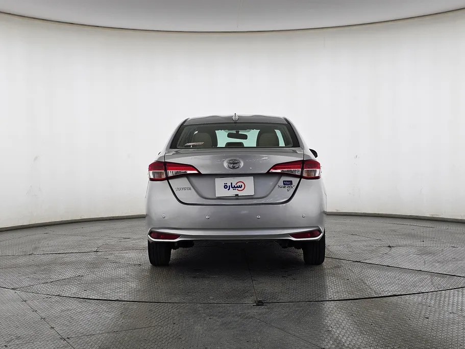 تويوتا يارس Y 2022 