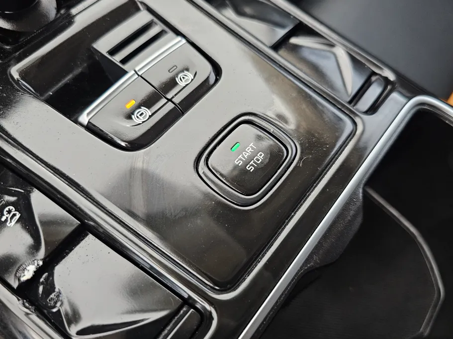 2023 فاو Bestune T77  