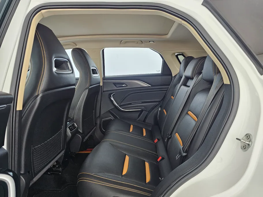 2023 فاو Bestune T77  