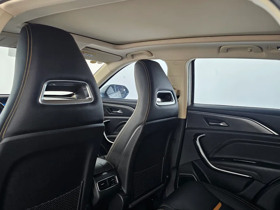 2023 فاو Bestune T77  