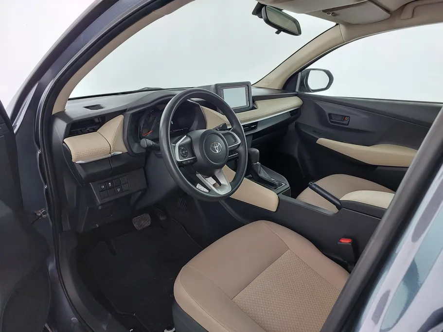 تويوتا يارس Y 2024 