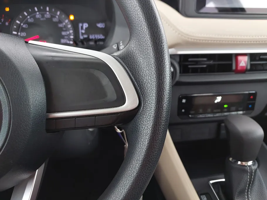 تويوتا يارس Y 2024 