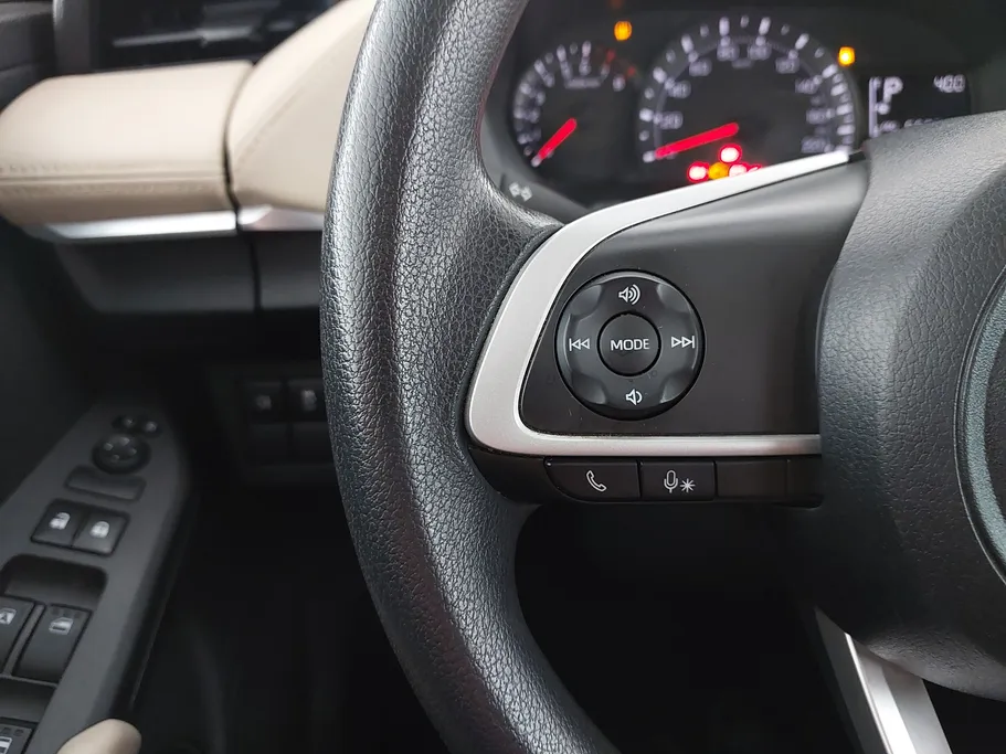 تويوتا يارس Y 2024 