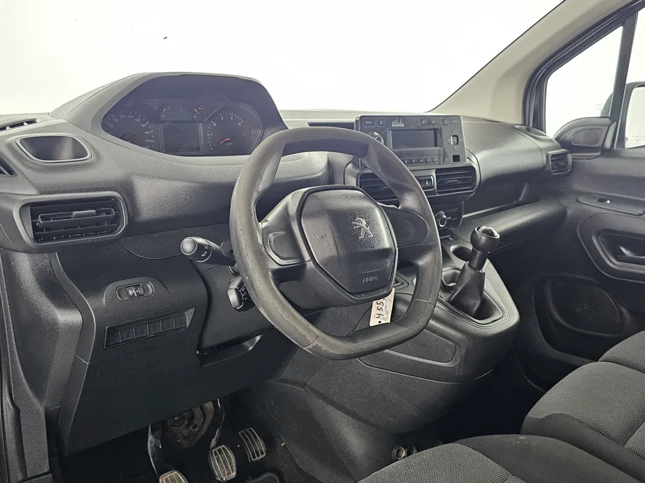 بيجو بارتنر Short van 2022 