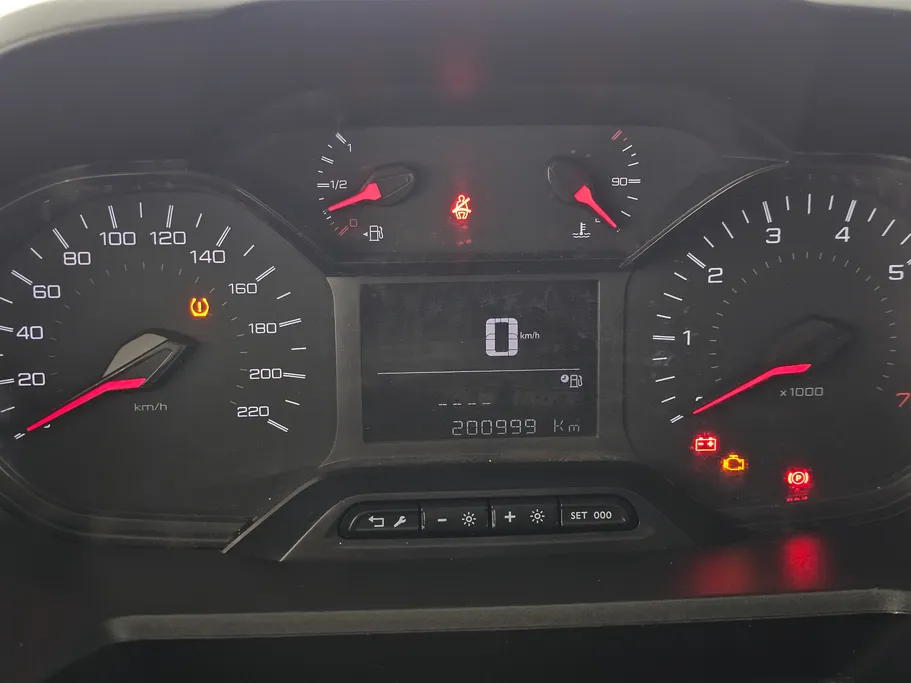 بيجو بارتنر Short van 2022 